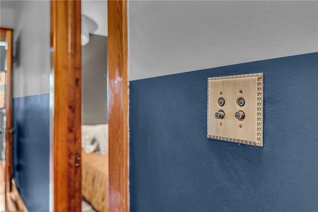 1634 Rhode Island Street, Lawrence, KS 66044