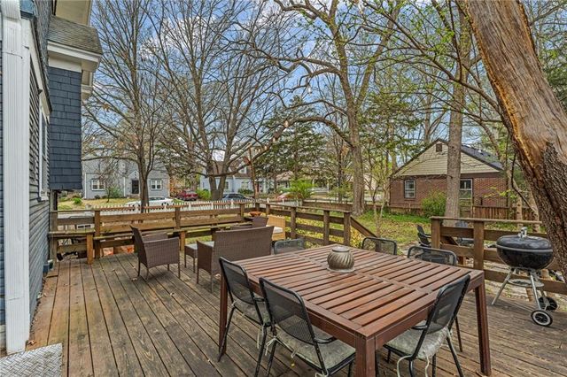 1634 Rhode Island Street, Lawrence, KS 66044