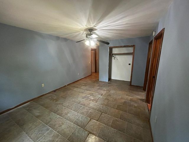 3073 Hotze Road, Salem, IL 62881