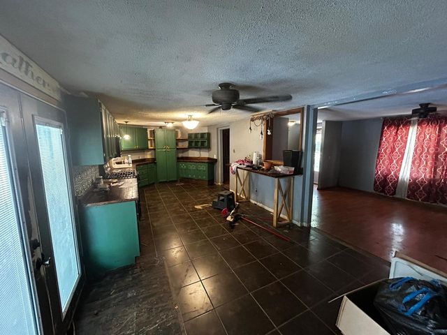 3073 Hotze Road, Salem, IL 62881