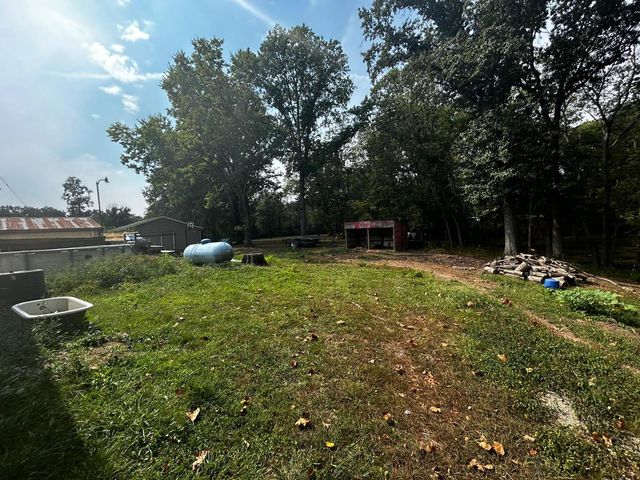 3073 Hotze Road, Salem, IL 62881