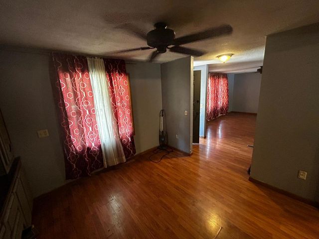 3073 Hotze Road, Salem, IL 62881