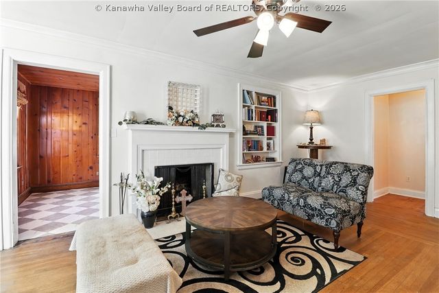 3821 Staunton Avenue Se, Charleston, WV 25304