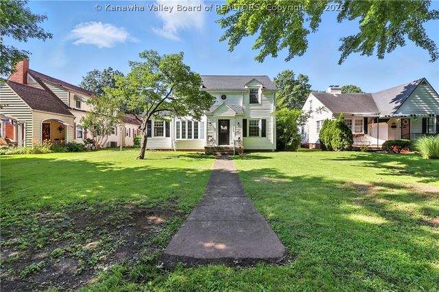 3821 Staunton Avenue Se, Charleston, WV 25304