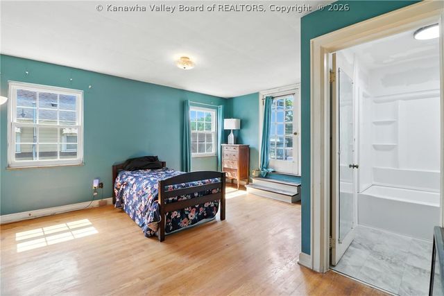 3821 Staunton Avenue Se, Charleston, WV 25304