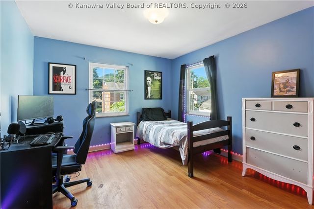 3821 Staunton Avenue Se, Charleston, WV 25304