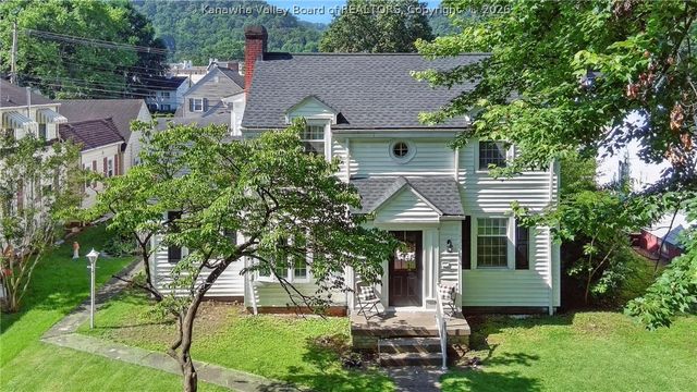 3821 Staunton Avenue Se, Charleston, WV 25304