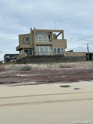 240 Wilmot Road, Ocean Beach, NY 11770