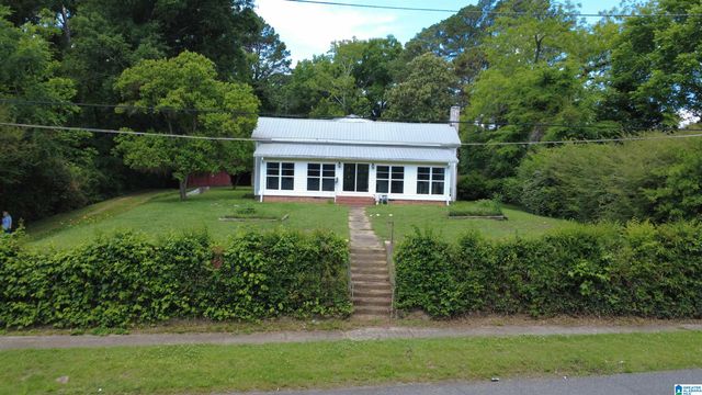 420 WEST STREET, Talladega, AL 35160