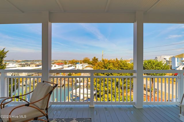 301 Old Causeway Road, Atlantic Beach, NC 28512