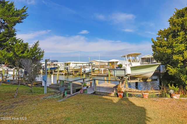 301 Old Causeway Road, Atlantic Beach, NC 28512