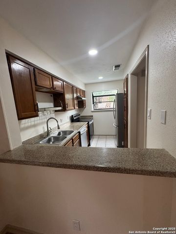 10955 Wurzbach Rd Apt 506, San Antonio, TX 78230