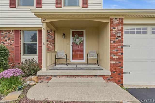 52 Cedar Ridge Drive, West Seneca, NY 14224