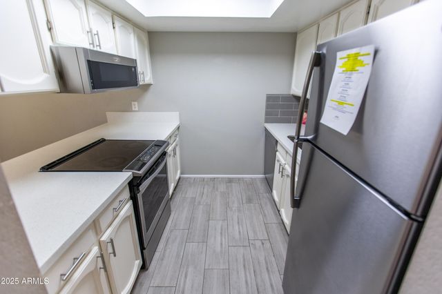 1402 E GUADALUPE Road 153, Tempe, AZ 85283