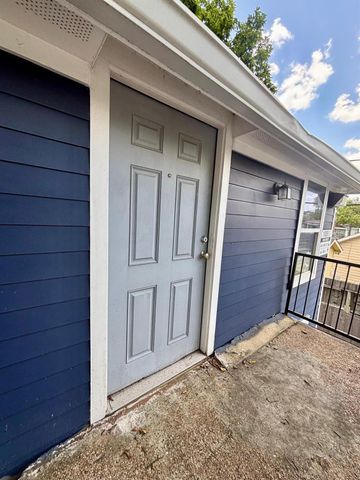 1009 Enid Street B, Houston, TX 77009