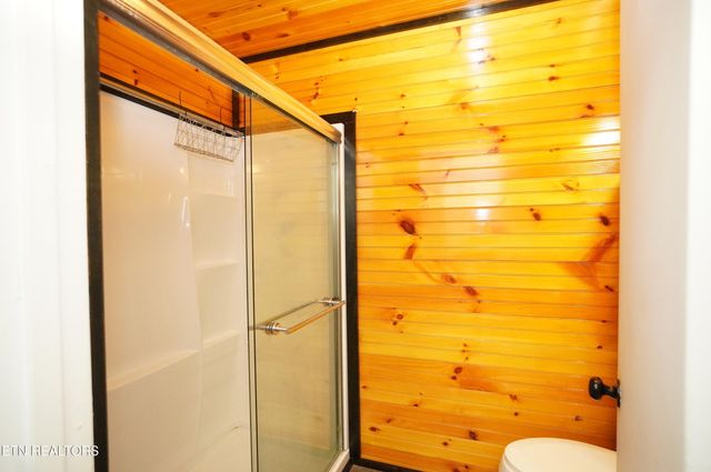 1725 Russell St, Morristown, TN 37813