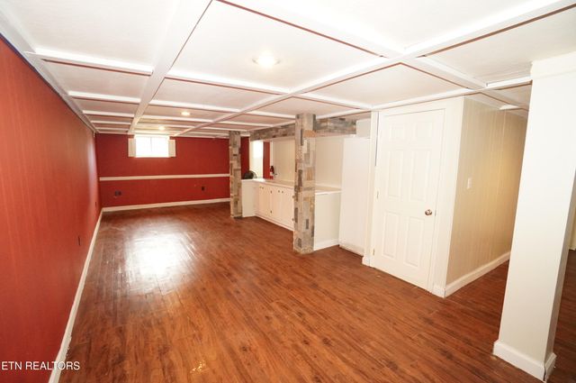 1725 Russell St, Morristown, TN 37813