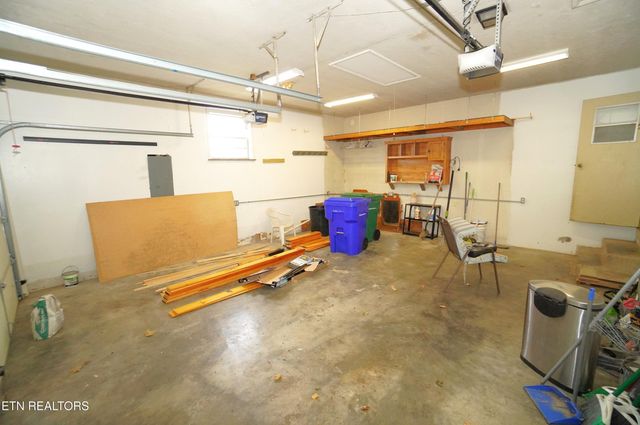 1725 Russell St, Morristown, TN 37813