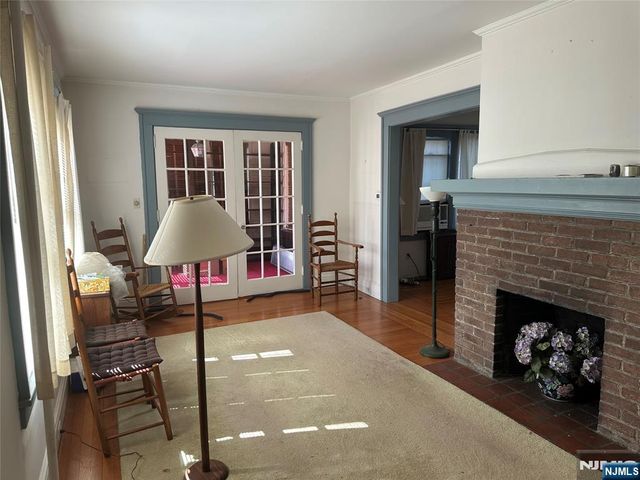 333 Elm, Leonia, NJ 07605