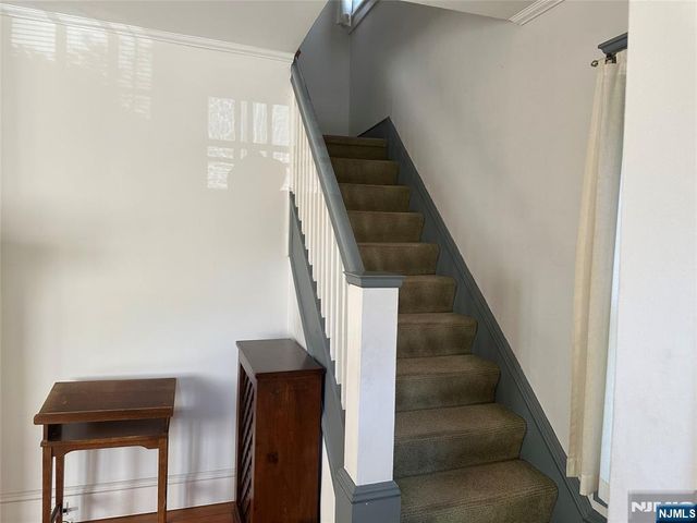 333 Elm, Leonia, NJ 07605