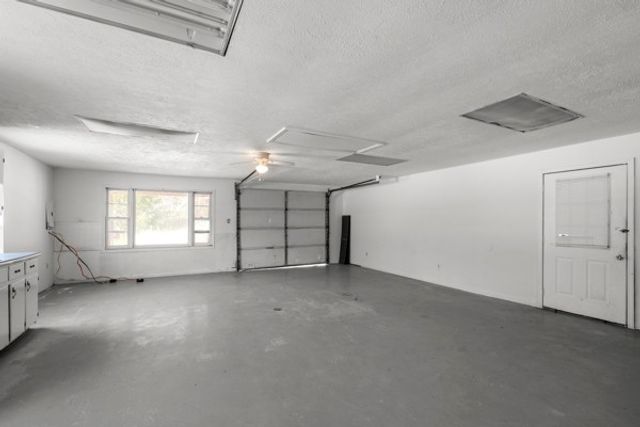 1110 King Rd, Centerville, TN 37033