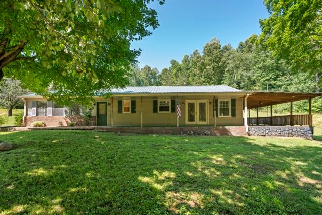 1110 King Rd, Centerville, TN 37033