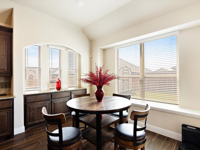 1919 Bellflower Drive, Glenn Heights, TX 75154