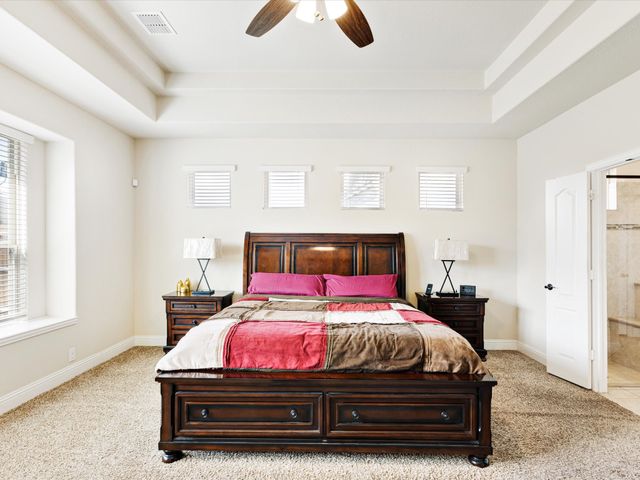 1919 Bellflower Drive, Glenn Heights, TX 75154