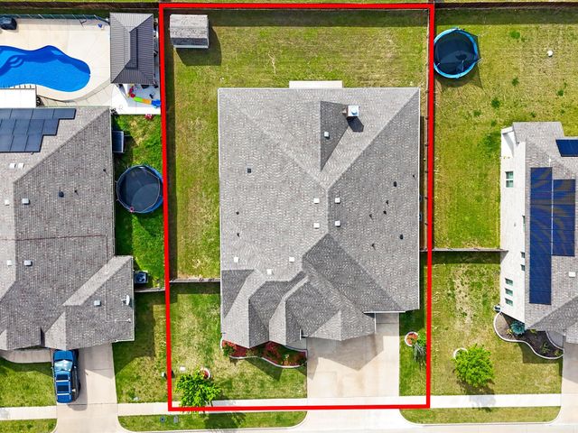 1919 Bellflower Drive, Glenn Heights, TX 75154