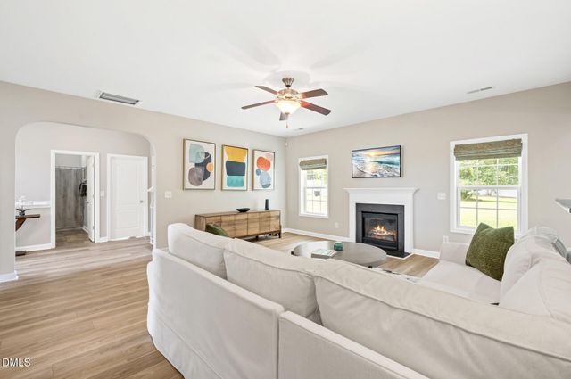 83 Sunbury Court, Zebulon, NC 27597