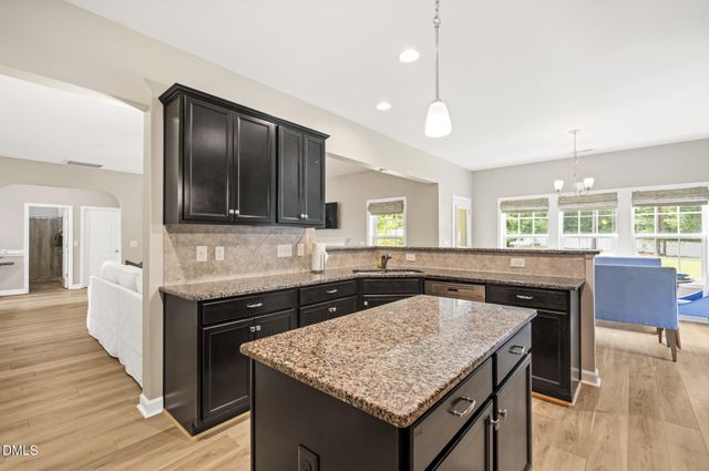 83 Sunbury Court, Zebulon, NC 27597