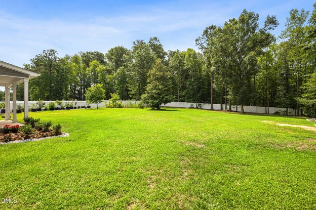 83 Sunbury Court, Zebulon, NC 27597