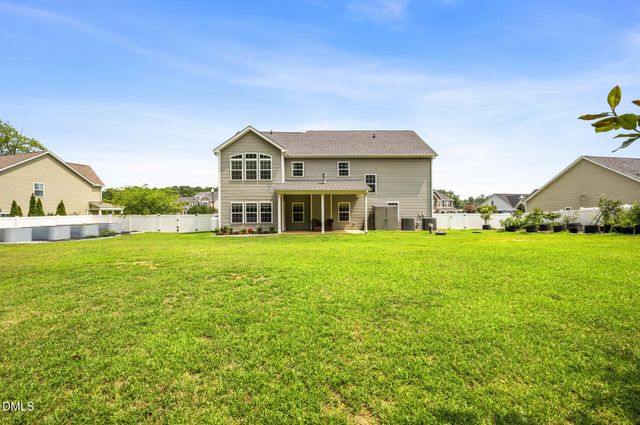 83 Sunbury Court, Zebulon, NC 27597