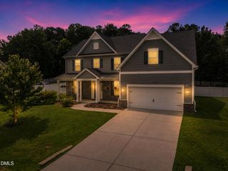 83 Sunbury Court, Zebulon, NC 27597