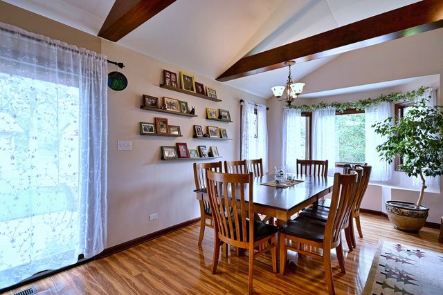1157 Elmwood Lane, Elk Grove Village, IL 60007