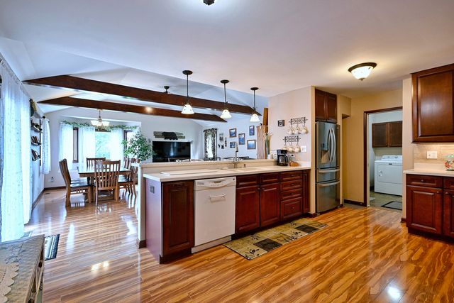 1157 Elmwood Lane, Elk Grove Village, IL 60007