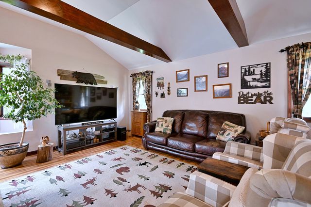 1157 Elmwood Lane, Elk Grove Village, IL 60007