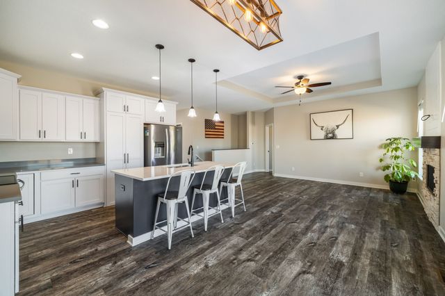 1005 Juniper Drive, Carlisle, IA 50047