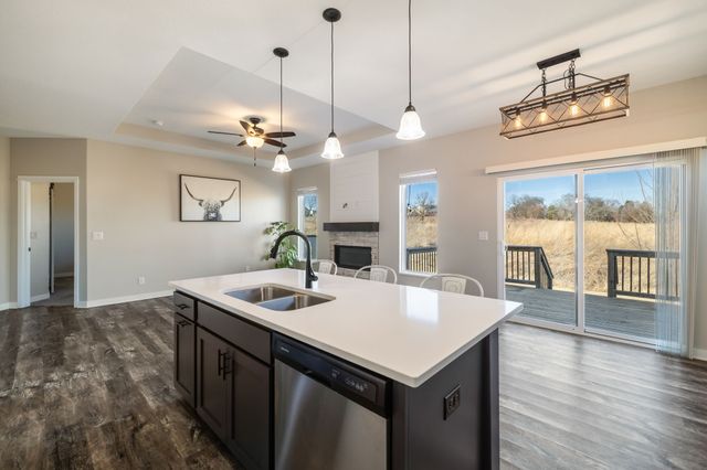 1005 Juniper Drive, Carlisle, IA 50047