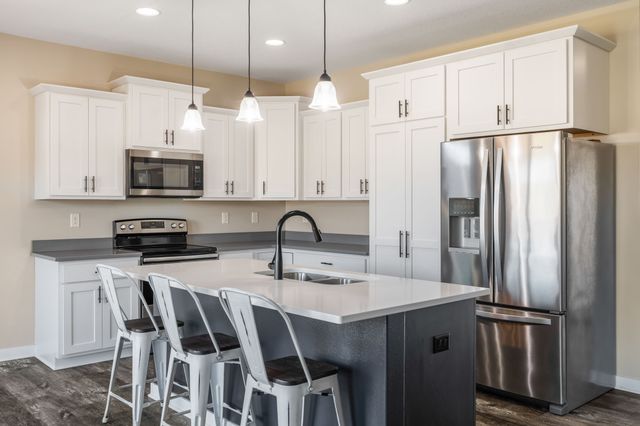 1005 Juniper Drive, Carlisle, IA 50047