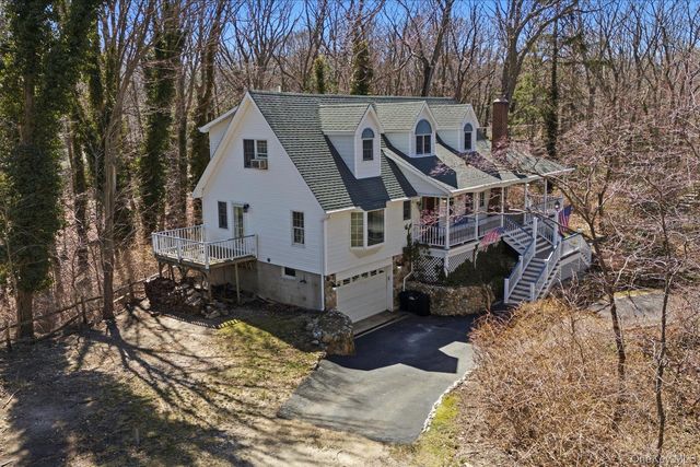 45 Eastwood Road, Miller Place, NY 11764