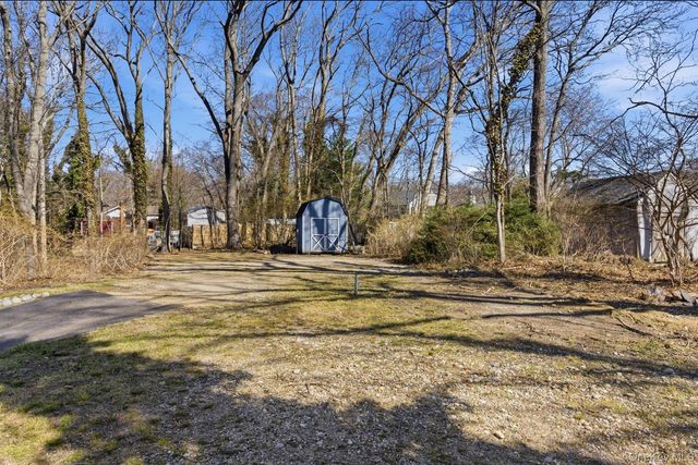 45 Eastwood Road, Miller Place, NY 11764