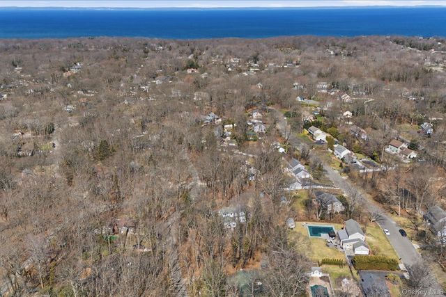 45 Eastwood Road, Miller Place, NY 11764