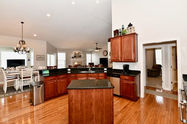 15462 Mission Hills Drive, Carmel, IN 46033