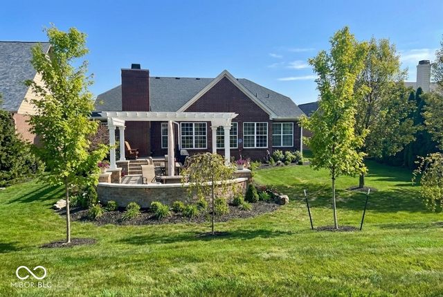 15462 Mission Hills Drive, Carmel, IN 46033