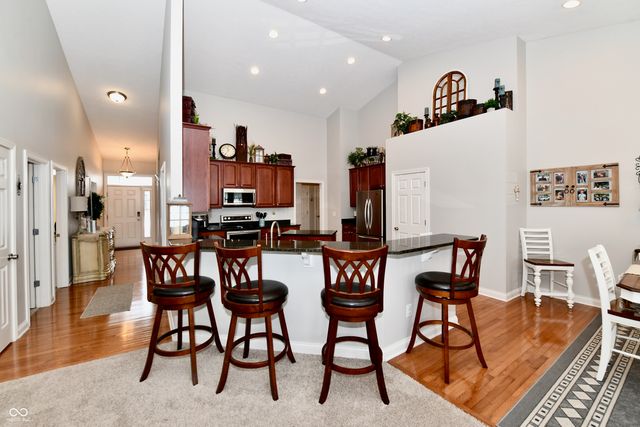 15462 Mission Hills Drive, Carmel, IN 46033