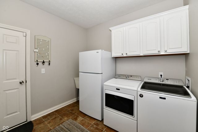 15462 Mission Hills Drive, Carmel, IN 46033