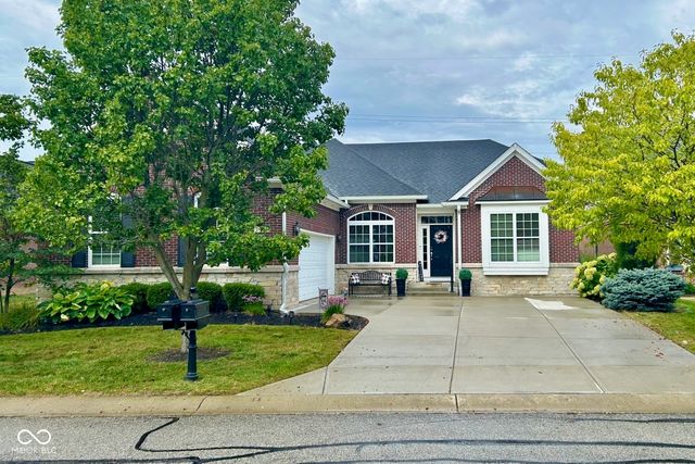 15462 Mission Hills Drive, Carmel, IN 46033