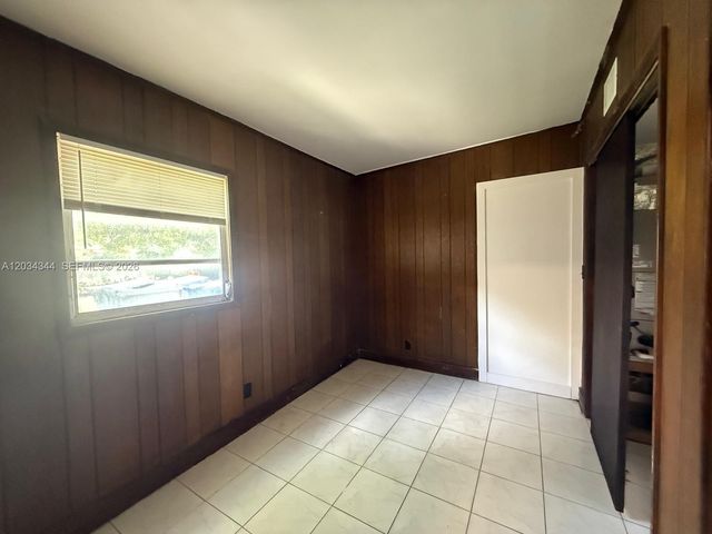 120 NE 7th St 2, Pompano Beach, FL 33060