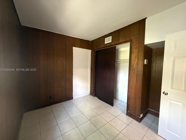 120 NE 7th St 2, Pompano Beach, FL 33060